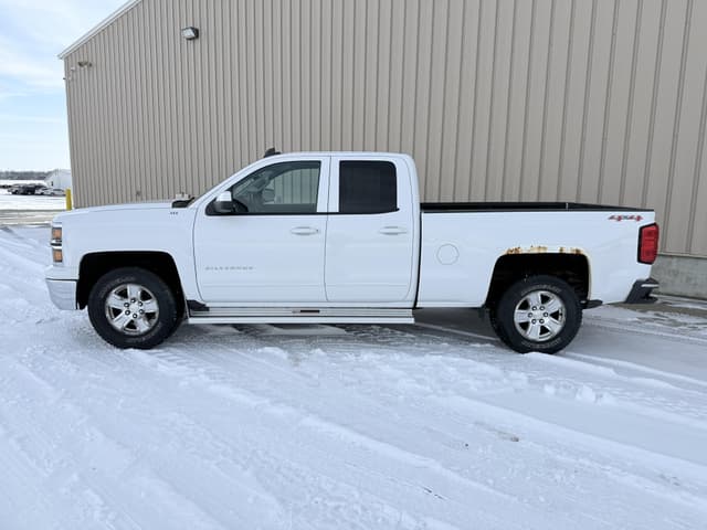 Image of Chevrolet 1500 equipment image 3