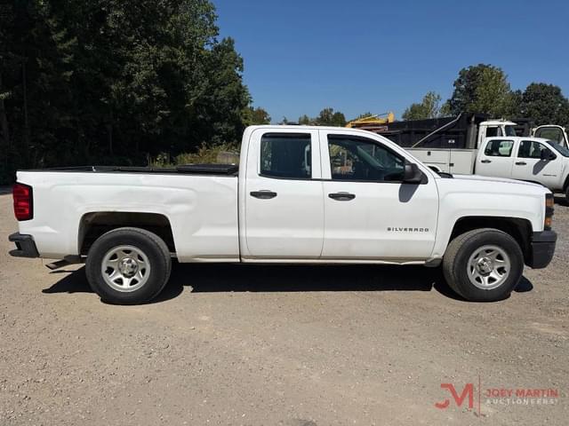 Image of Chevrolet 1500 equipment image 1