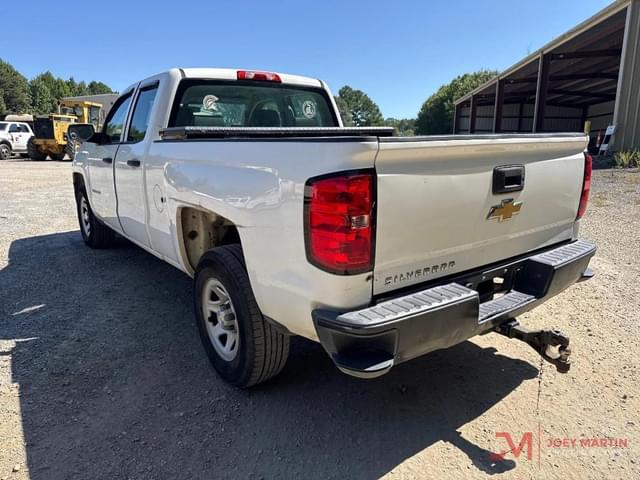 Image of Chevrolet 1500 equipment image 3