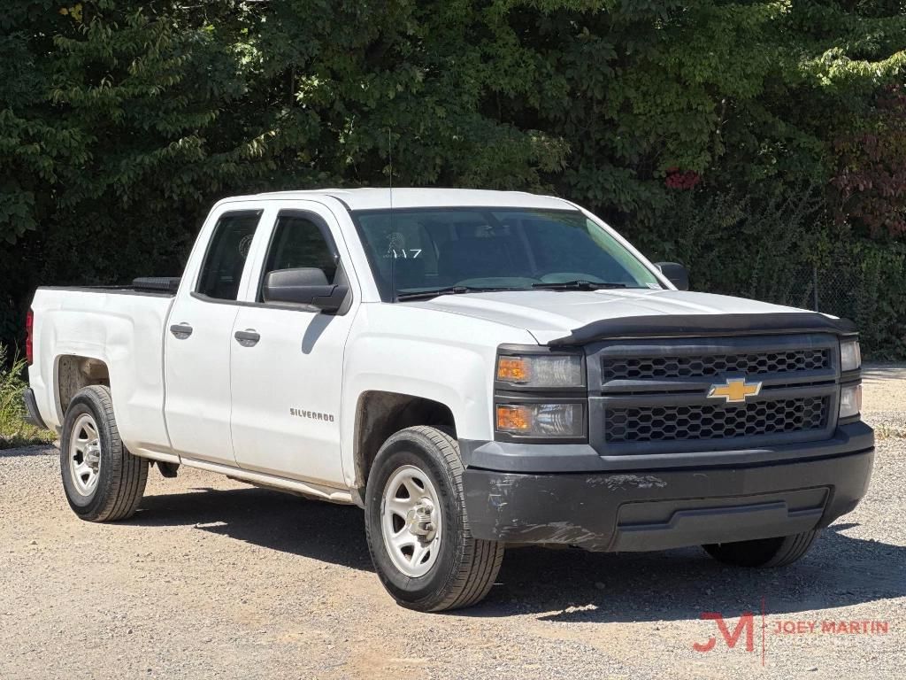 2015 Chevrolet 1500 Equipment Image0
