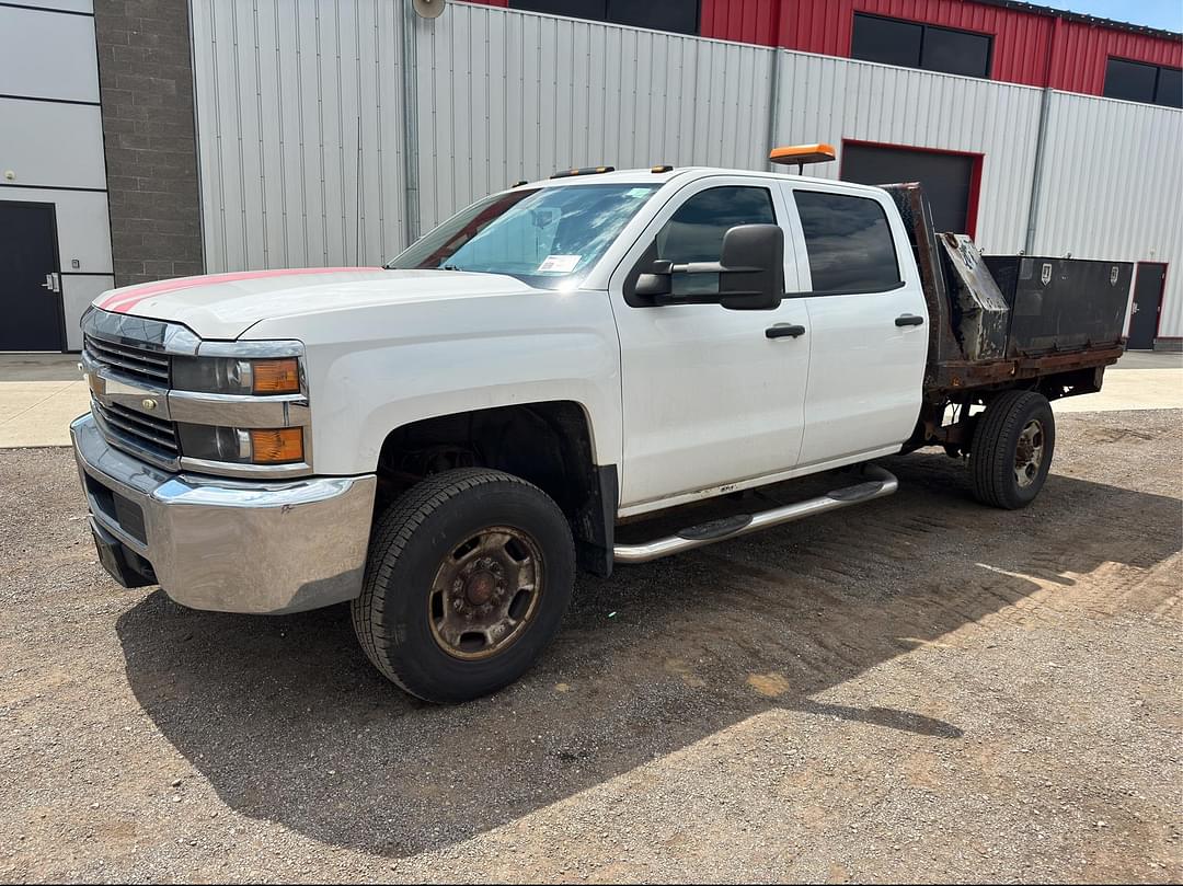 Image of Chevrolet Silverado Primary image