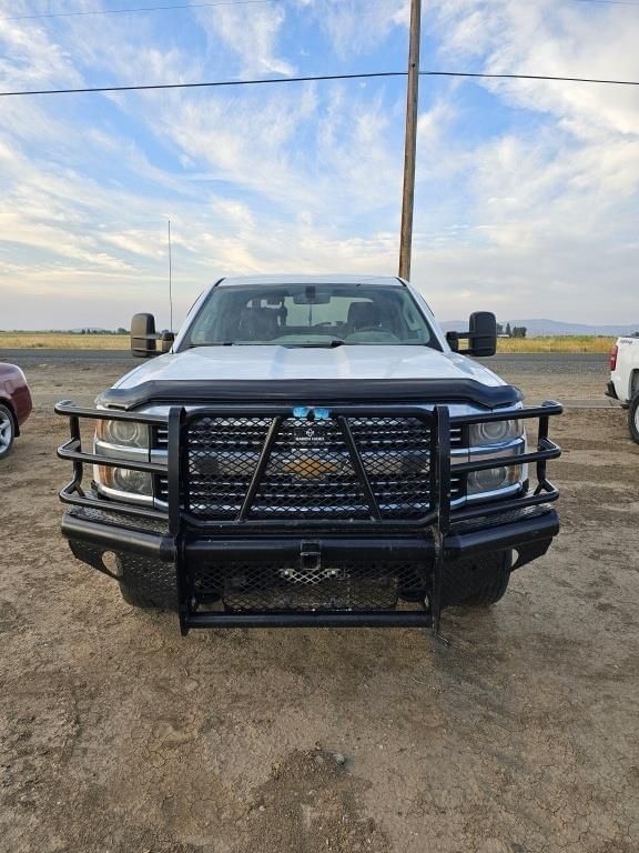Image of Chevrolet 2500HD equipment image 1