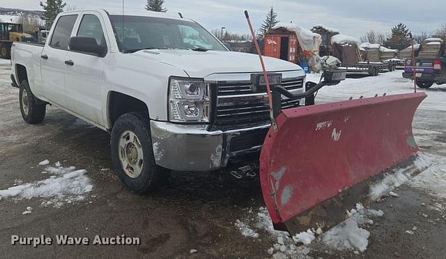 Image of Chevrolet 2500HD equipment image 2