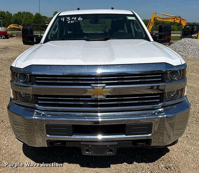 Image of Chevrolet 2500HD equipment image 1