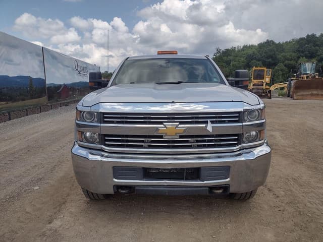 Image of Chevrolet 2500HD equipment image 1