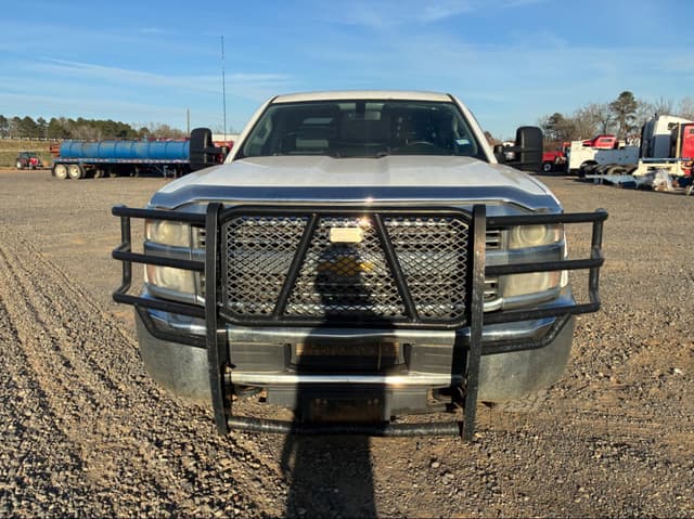 Image of Chevrolet 2500HD equipment image 1