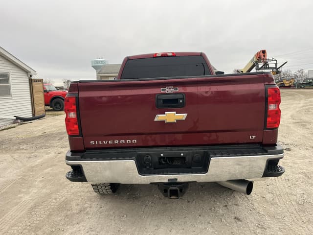 Image of Chevrolet 2500HD equipment image 4