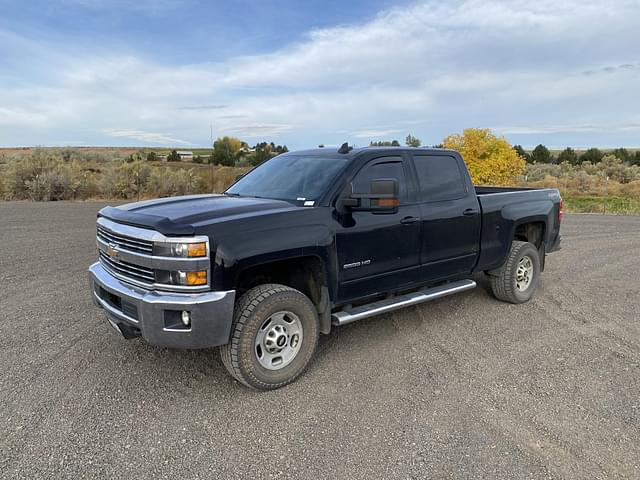 Image of Chevrolet 2500HD equipment image 1