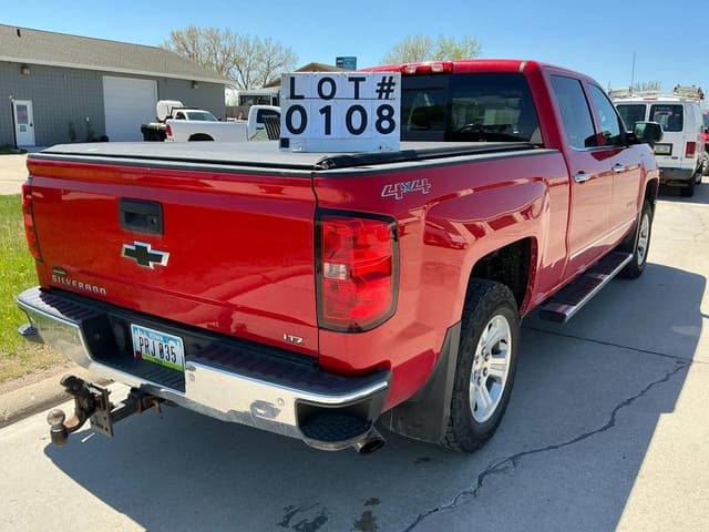 Image of Chevrolet 2500HD equipment image 2