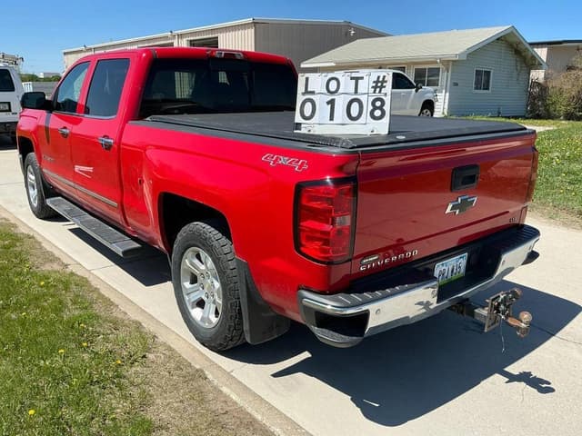 Image of Chevrolet 2500HD equipment image 3