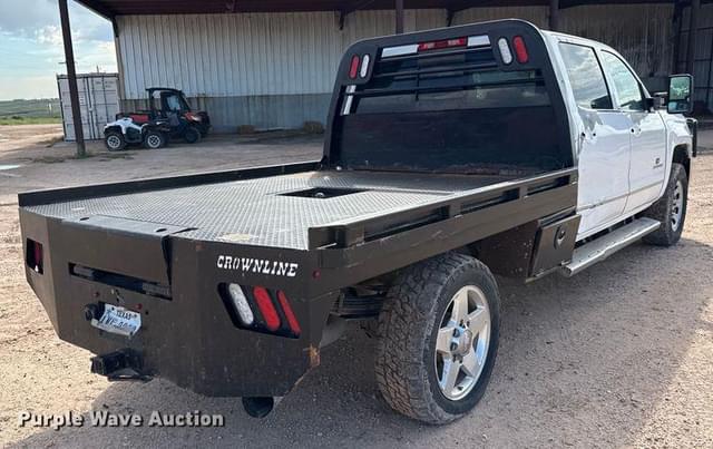 Image of Chevrolet 3500 equipment image 4