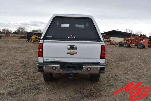 Image of Chevrolet 3500HD equipment image 4