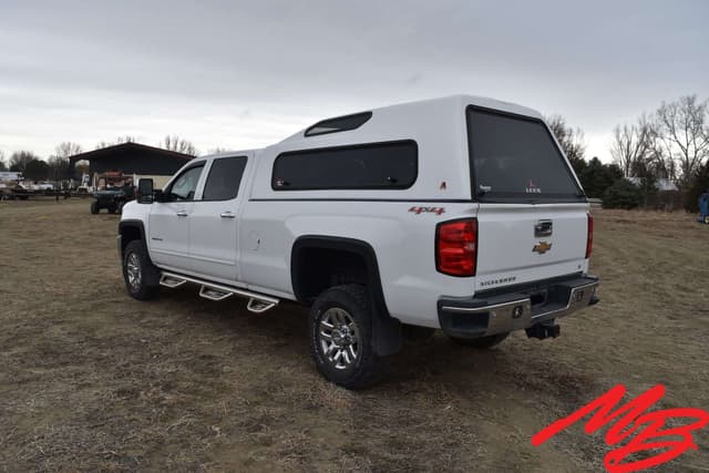 Image of Chevrolet 3500HD equipment image 3