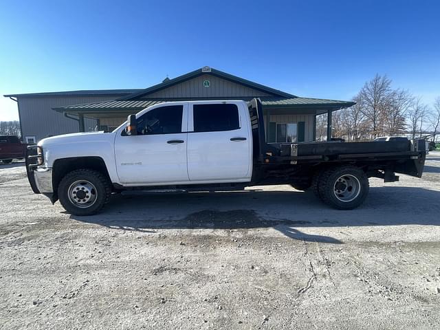 Image of Chevrolet 3500HD equipment image 1