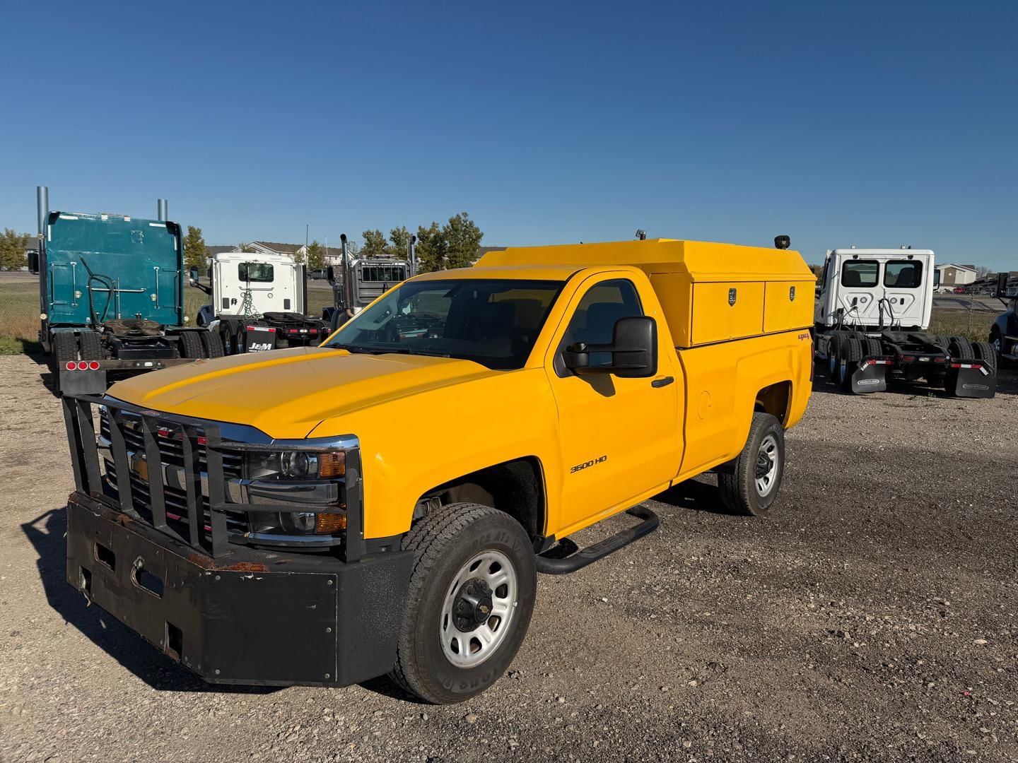 2015 Chevrolet 3500HD Equipment Image0
