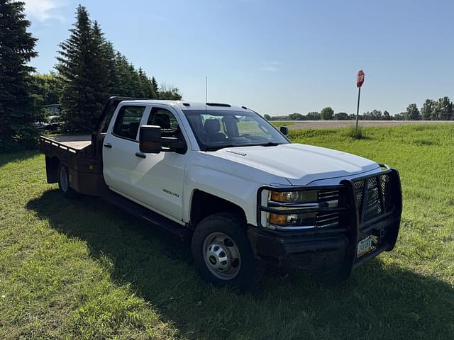 Image of Chevrolet 3500HD equipment image 1