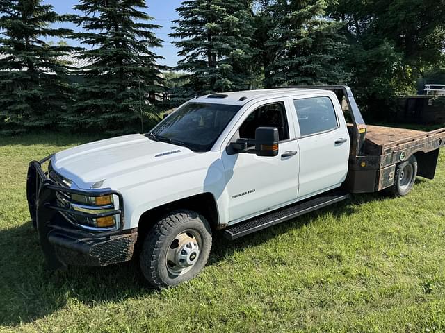 Image of Chevrolet 3500HD equipment image 4