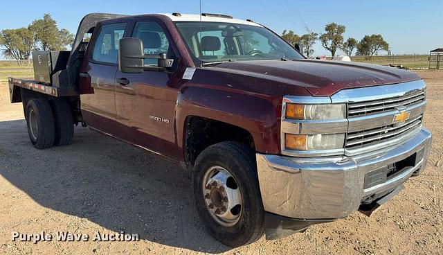 Image of Chevrolet 3500HD equipment image 2