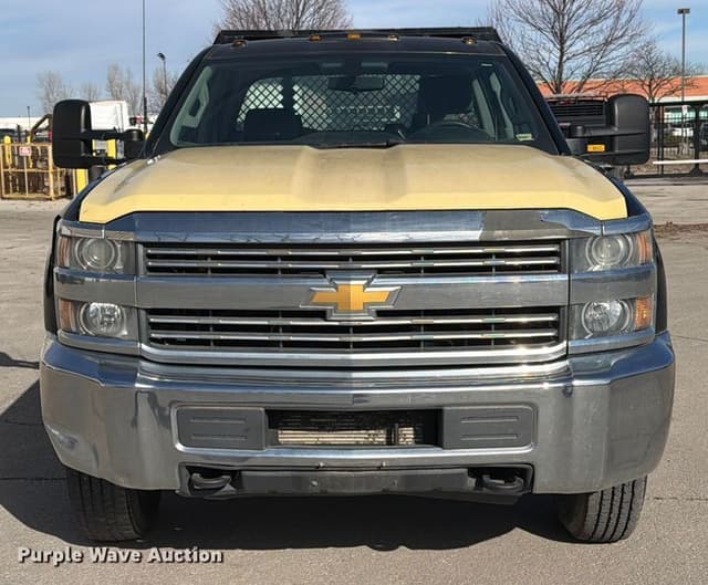 Image of Chevrolet 3500HD equipment image 1