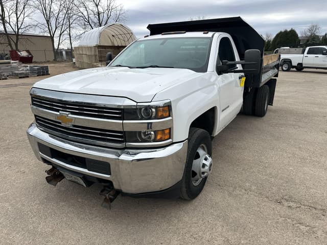 Image of Chevrolet 3500HD equipment image 2