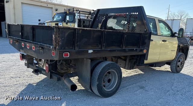 Image of Chevrolet 3500HD equipment image 4