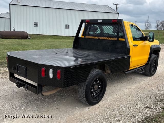 Image of Chevrolet 3500HD equipment image 4