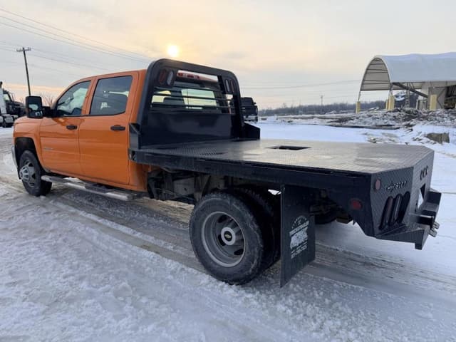 Image of Chevrolet 3500HD equipment image 4