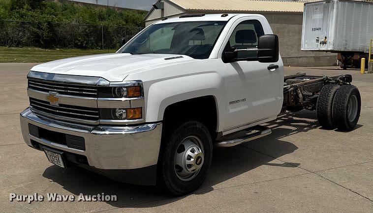 Image of Chevrolet 3500HD Primary image