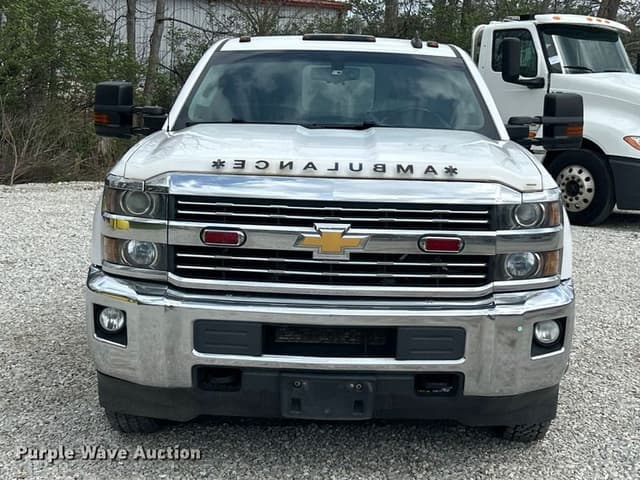 Image of Chevrolet 3500HD equipment image 1