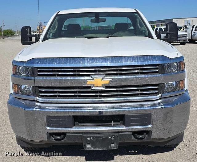 Image of Chevrolet 3500HD equipment image 1
