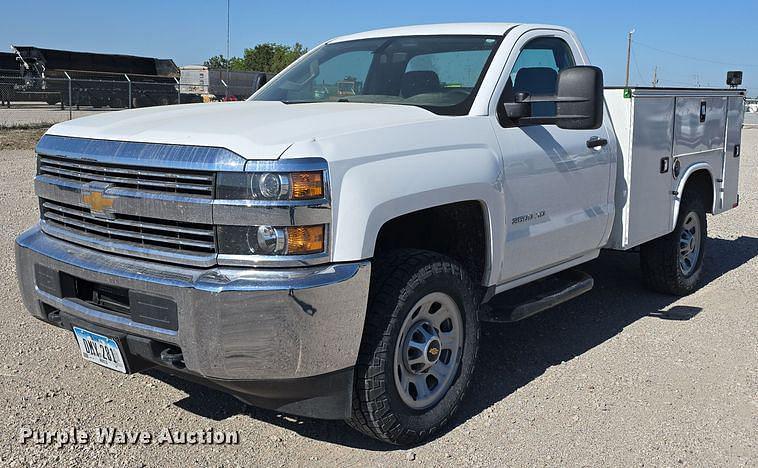Image of Chevrolet 3500HD Primary image