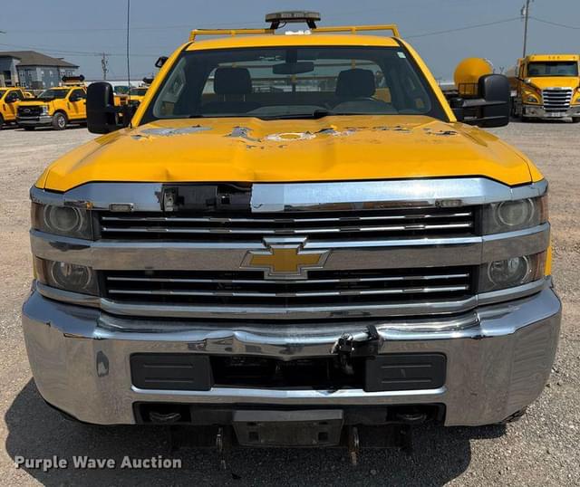 Image of Chevrolet 3500HD equipment image 1
