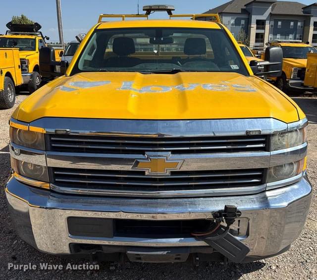 Image of Chevrolet 3500HD equipment image 1