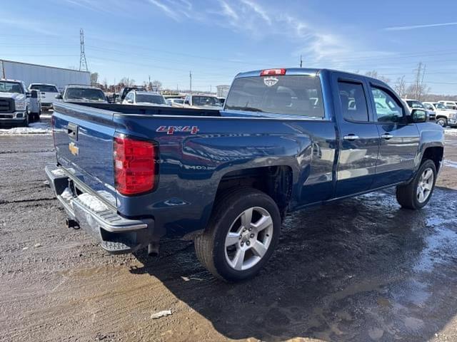 Image of Chevrolet Silverado equipment image 3