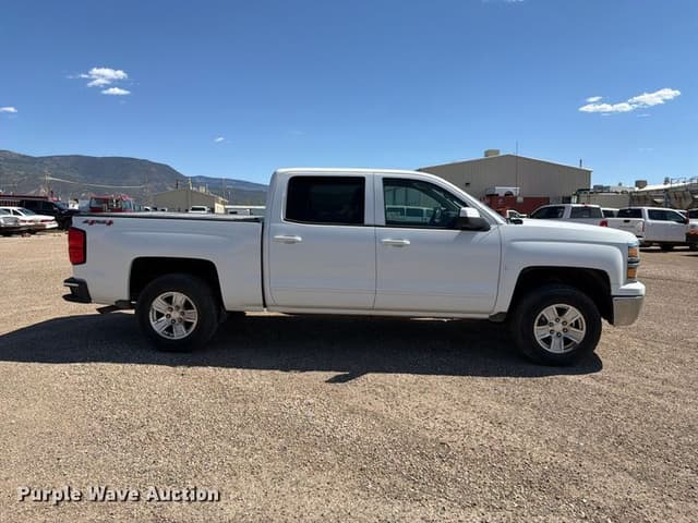 Image of Chevrolet Silverado equipment image 3