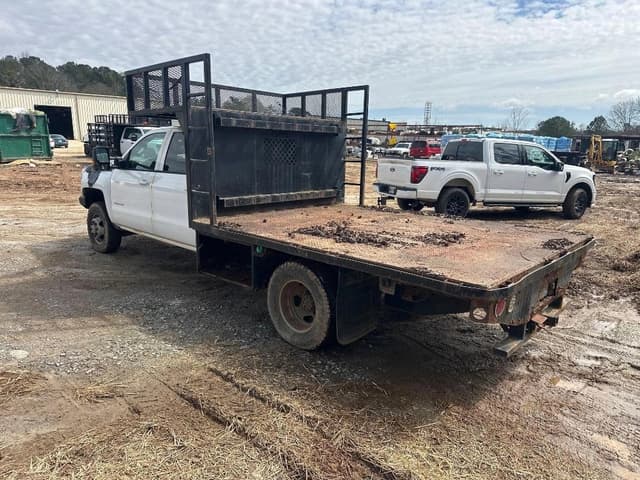 Image of Chevrolet Silverado equipment image 2