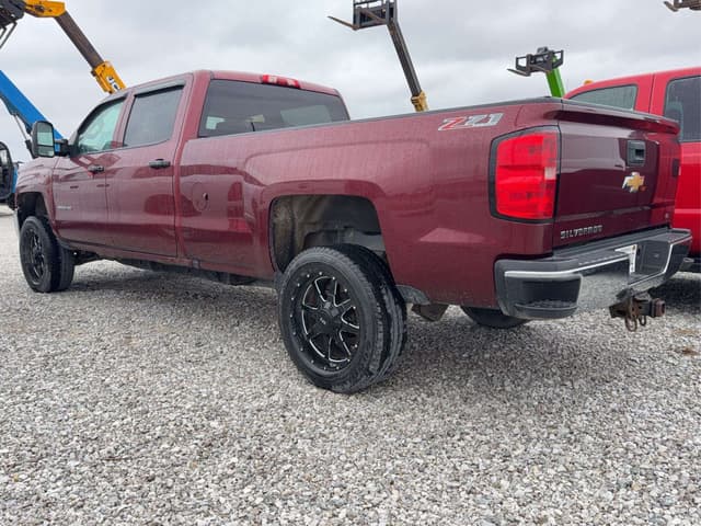 Image of Chevrolet 2500 equipment image 4