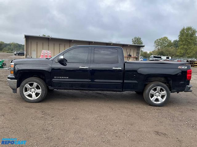 Image of Chevrolet Silverado equipment image 1