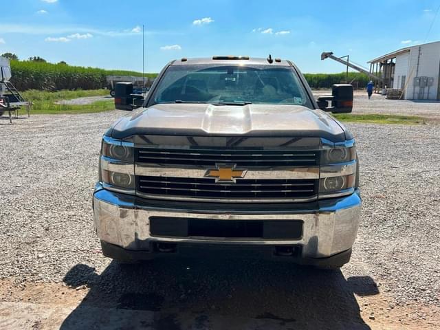 Image of Chevrolet 2500HD equipment image 1