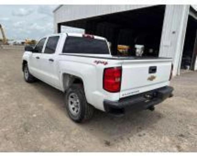 Image of Chevrolet Silverado equipment image 4