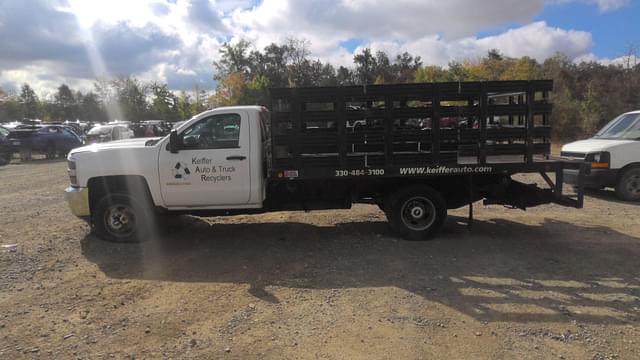 Image of Chevrolet 2500HD equipment image 4