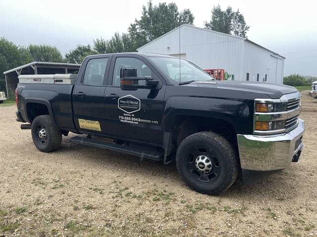Image of Chevrolet 2500 equipment image 2