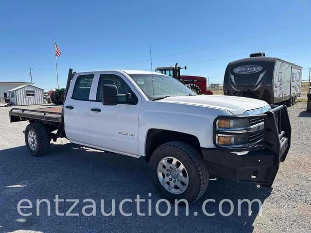 Image of Chevrolet 2500 equipment image 2