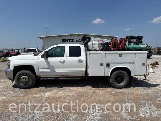 Image of Chevrolet 3500HD equipment image 1