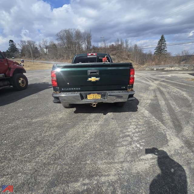 Image of Chevrolet 1500 equipment image 4