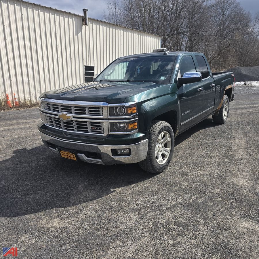 2015 Chevrolet 1500 Equipment Image0
