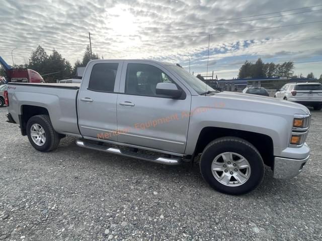 Image of Chevrolet 1500 equipment image 4