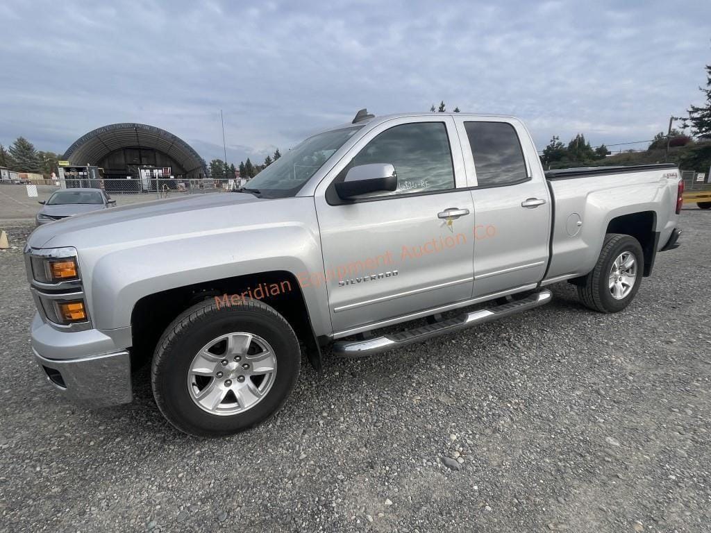 2015 Chevrolet 1500 Equipment Image0