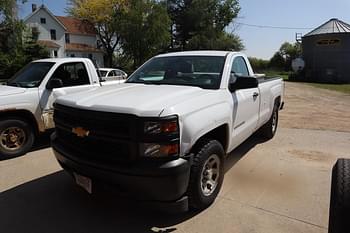 2015 Chevrolet Silverado Equipment Image0