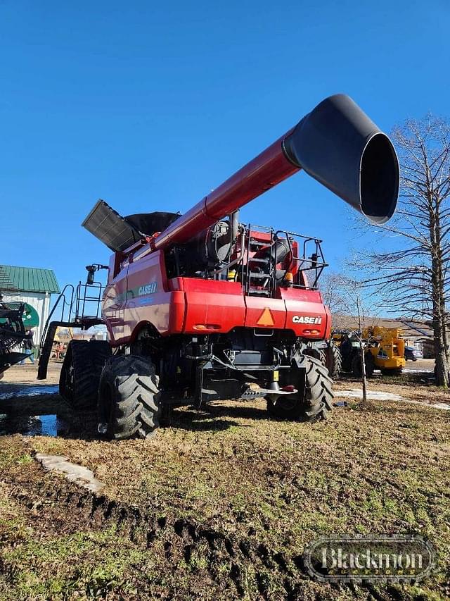 Image of Case IH 8240 equipment image 4